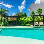 Apartamento De 2 Quartos No Luxuoso Condominio Jay
